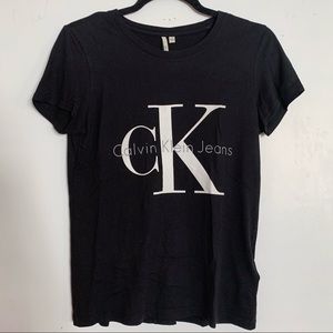 CALVIN KLEIN Monogram Crewneck T-Shirt